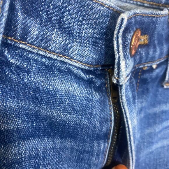 Madewell Medium Wash Distressed The Slim Boyfriend Jeans Mid-Rise Sz 26 - Picture 4 of 8